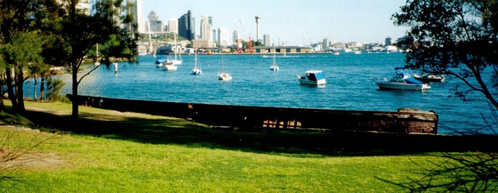 Berry's Bay Barge (Nathan Richards Collection)