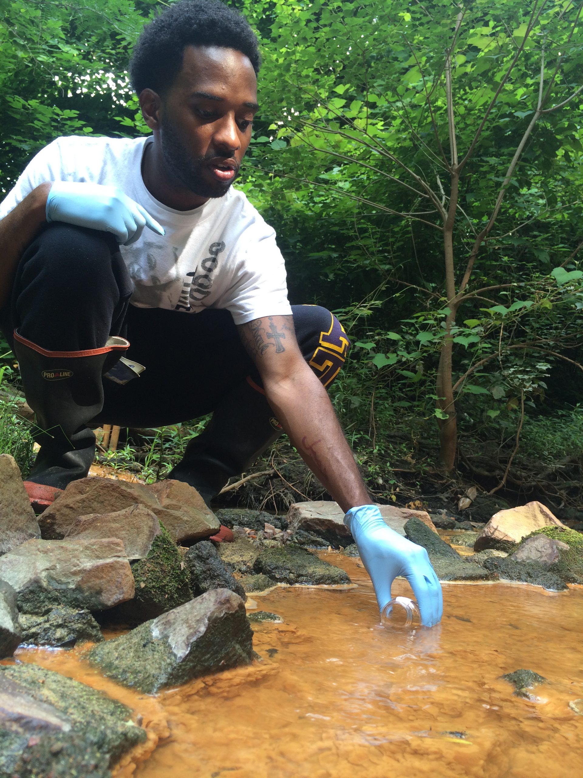 Read more about the article Water sampling and monitoring at Town Creek